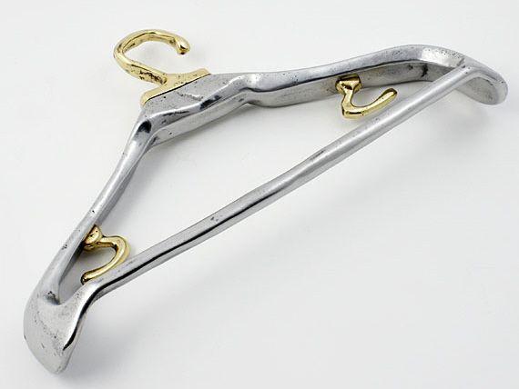 Kleiderbügel - M007